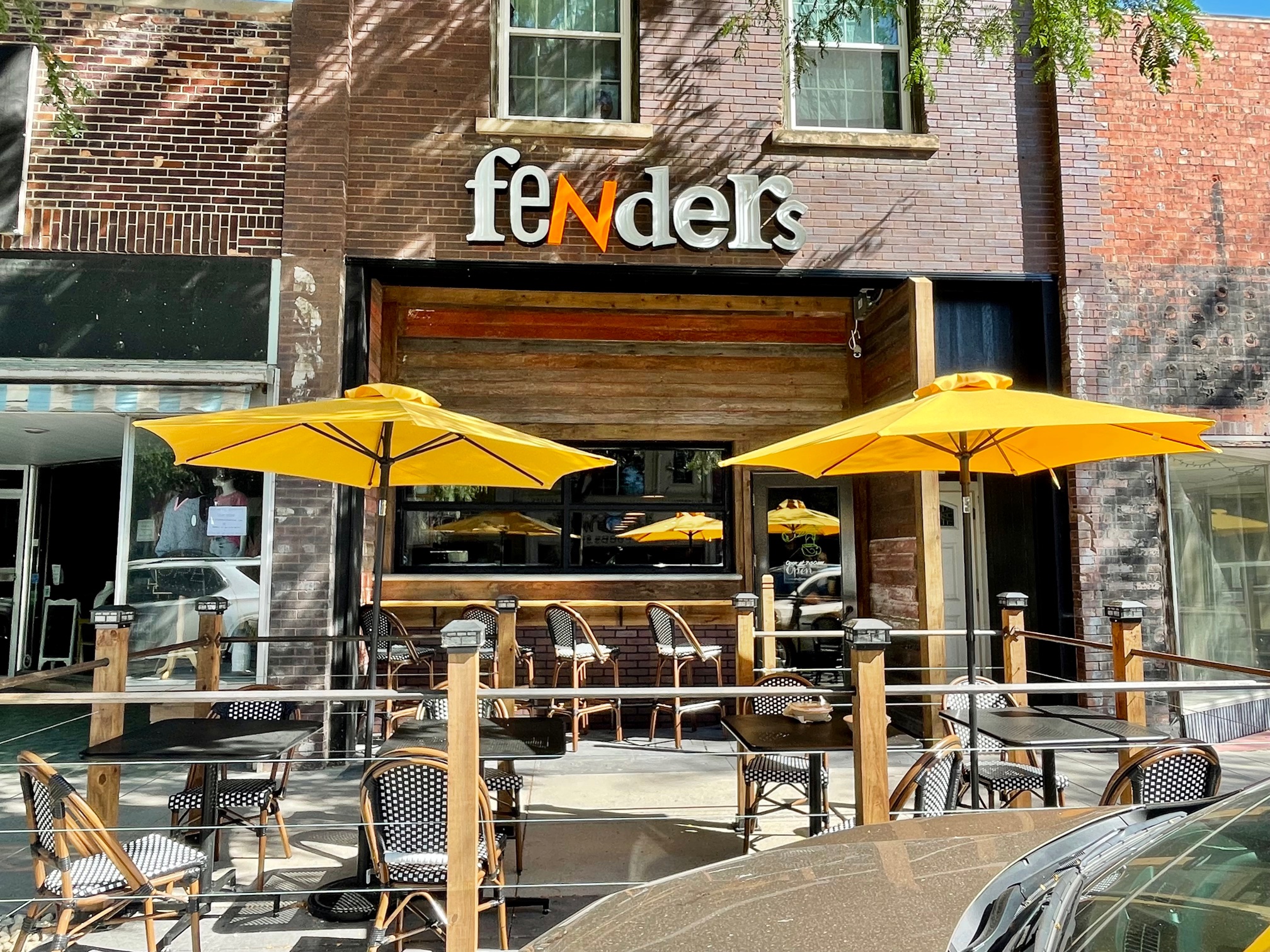 Fenders Restaurant in Downtown Norfolk